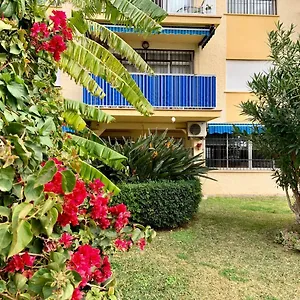 Apartamento One Bed In Los Horizontes With Direct Access To Stunning Garden And Pool, Benalmádena